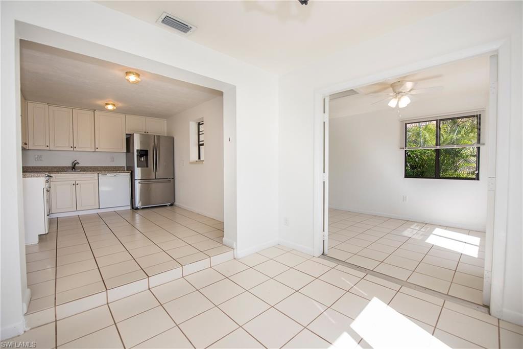 NAPLES PARK - Residential