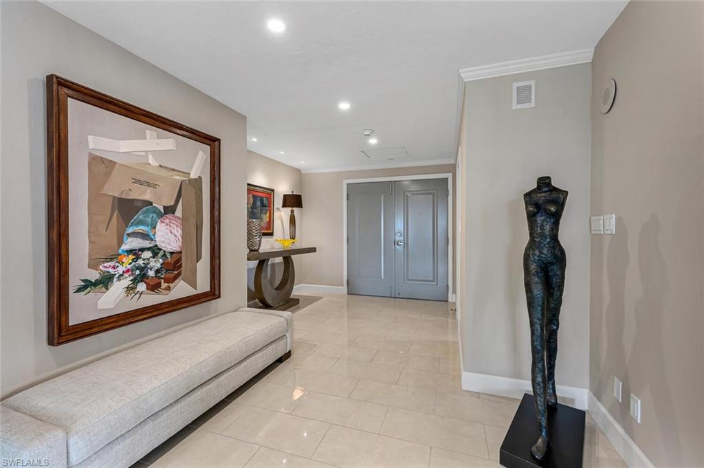 PARK PLAZA - Residential