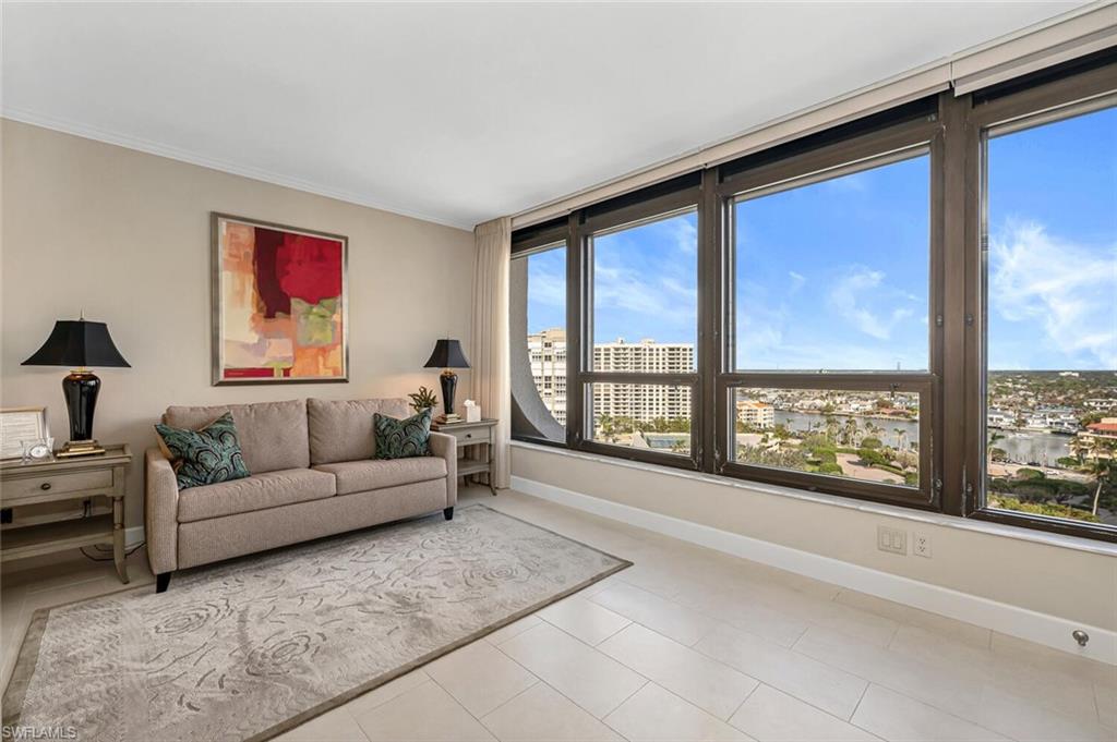 PARK PLAZA - Residential