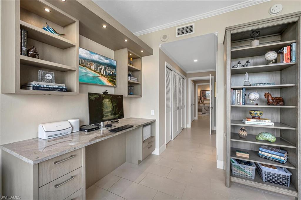 PARK PLAZA - Residential