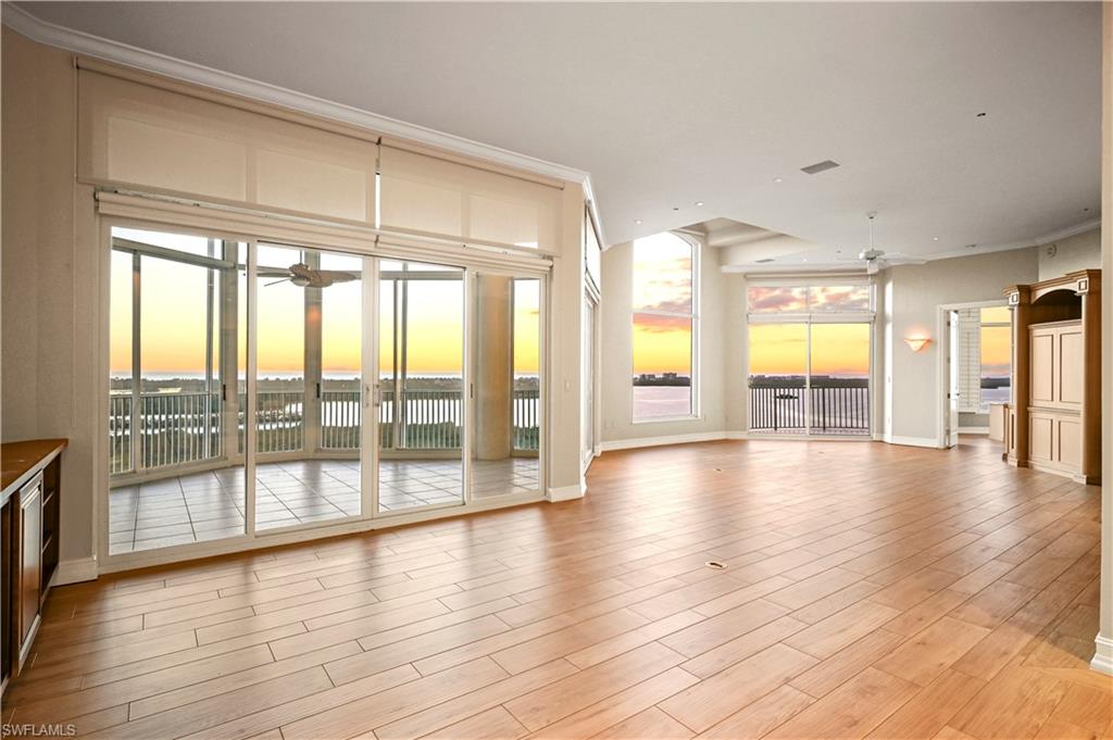 BAY VIEW II - Residential