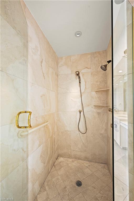 BAY VIEW II - Residential