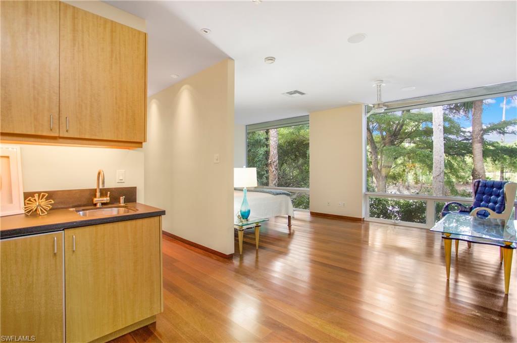 PINE RIDGE - Residential