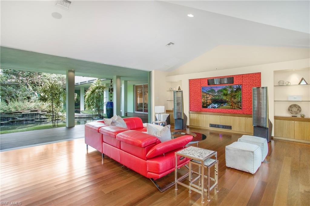 PINE RIDGE - Residential