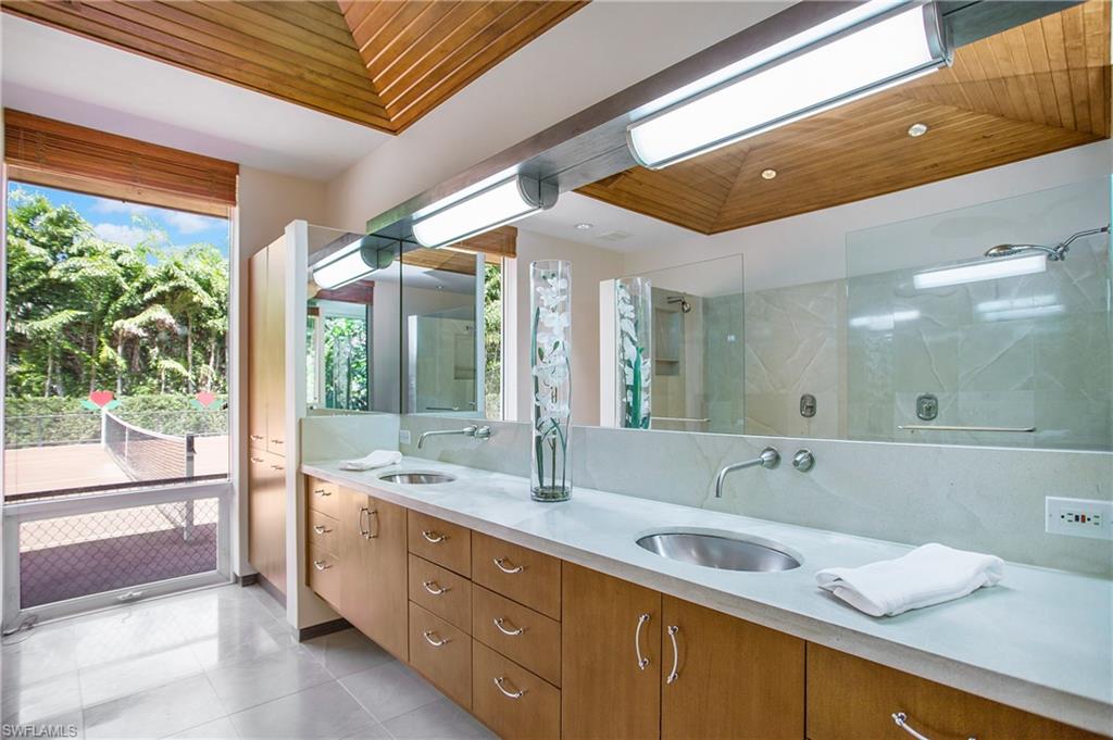 PINE RIDGE - Residential