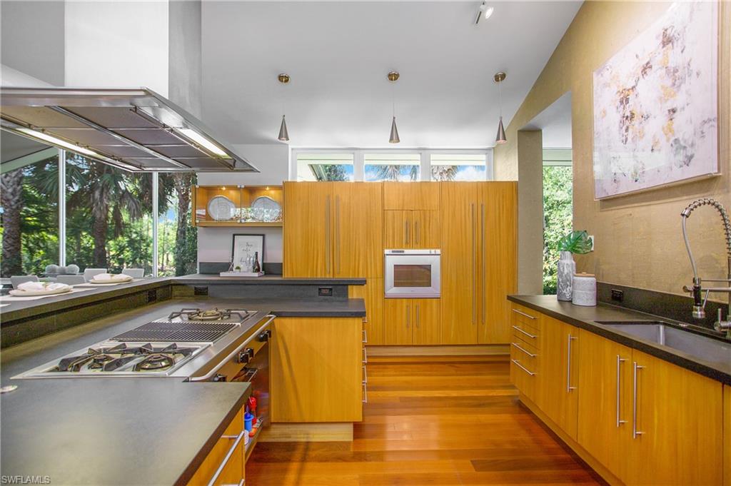 PINE RIDGE - Residential