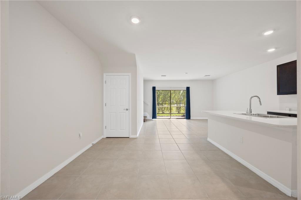 MEADOWOOD - Residential