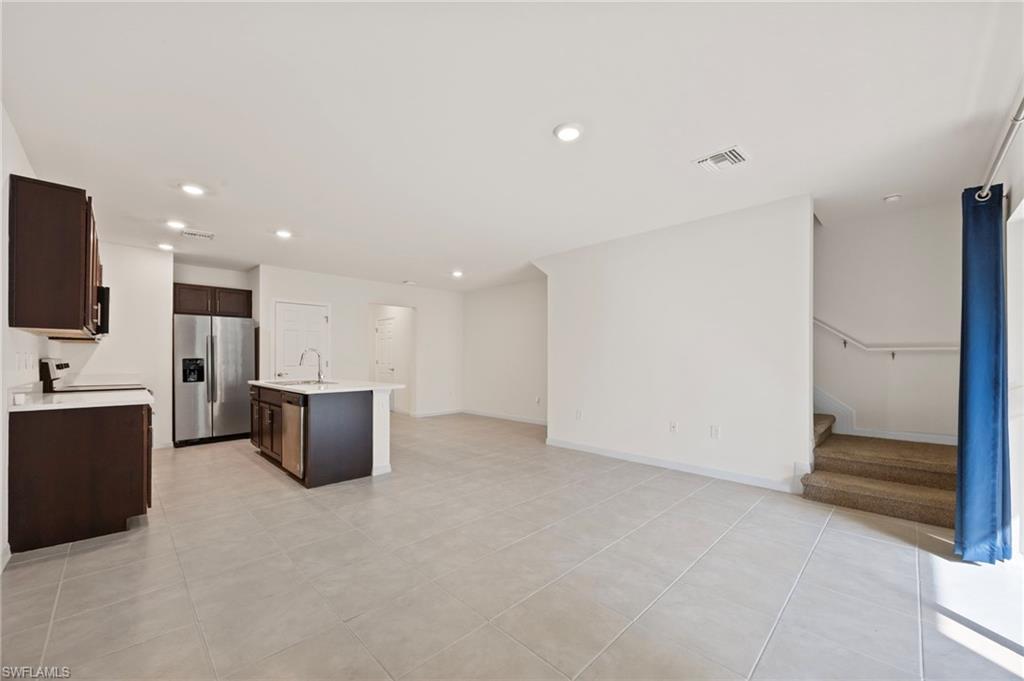 MEADOWOOD - Residential