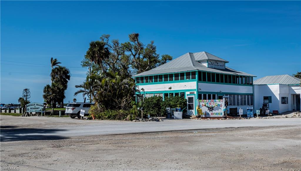 KREAMERS SUBD - Land