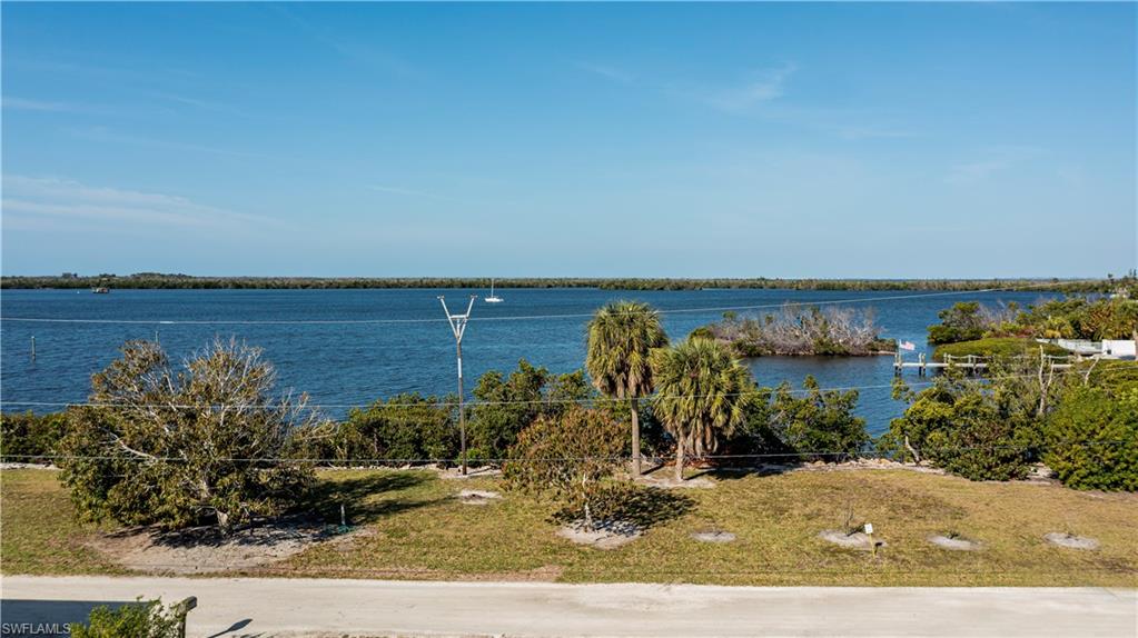 KREAMERS SUBD - Land