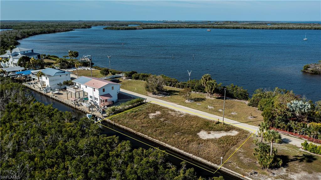 KREAMERS SUBD - Land