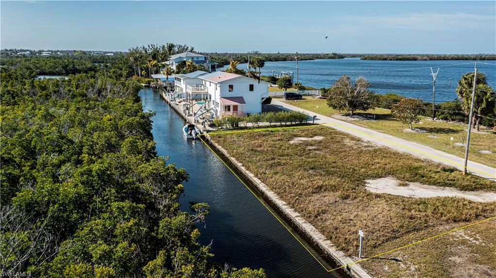 KREAMERS SUBD - Land