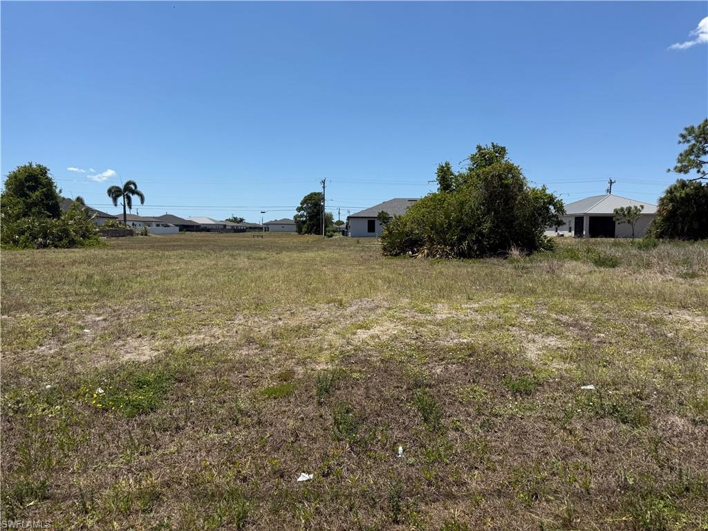 CAPE CORAL - Land