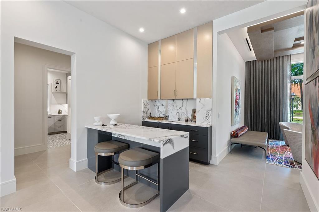 BAY COLONY SHORES - Residential