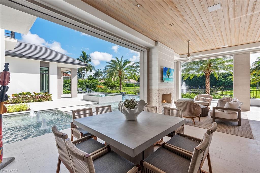 BAY COLONY SHORES - Residential