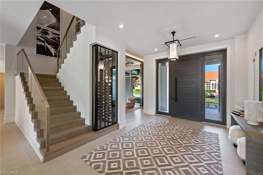 BAY COLONY SHORES - Residential