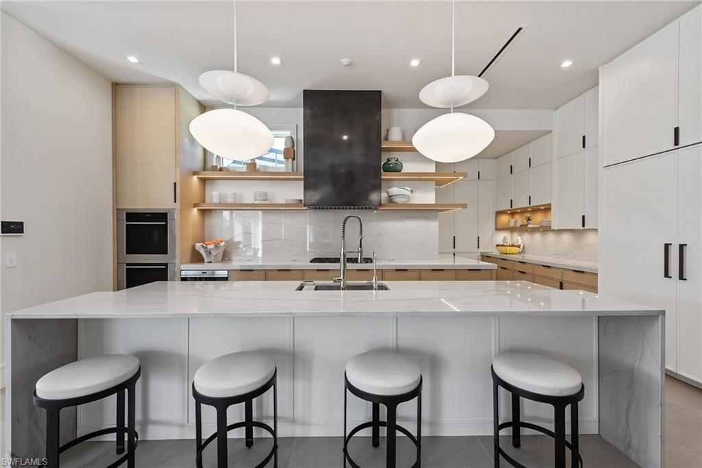 BAY COLONY SHORES - Residential