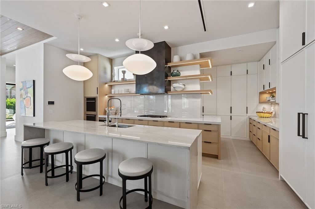 BAY COLONY SHORES - Residential