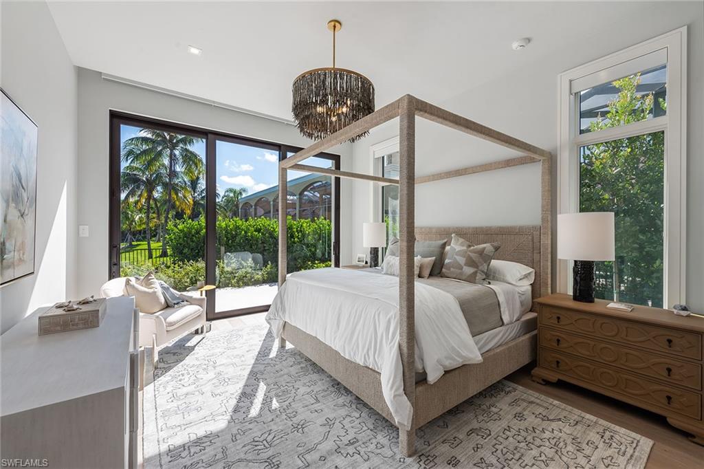 BAY COLONY SHORES - Residential