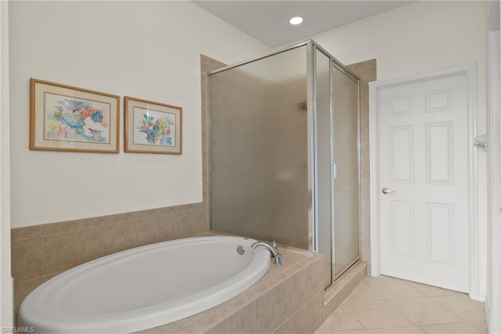 CALUSA PALMS - Residential