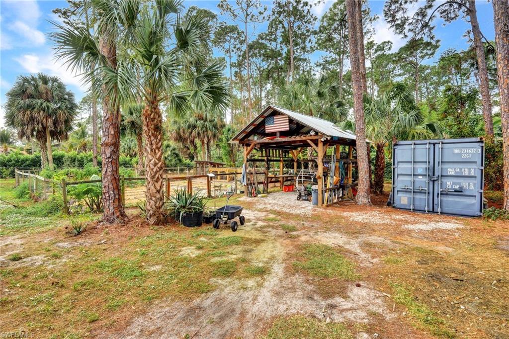 GOLDEN GATE ESTATES - Residential