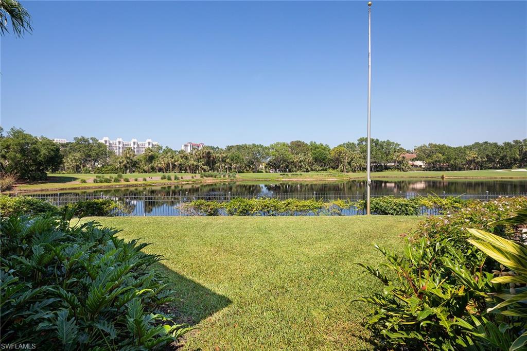 BARRINGTON AT PELICAN BAY - Residential