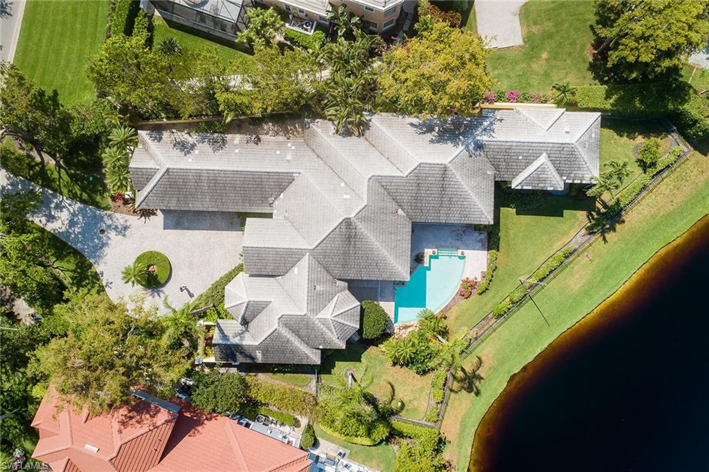 BARRINGTON AT PELICAN BAY - Residential