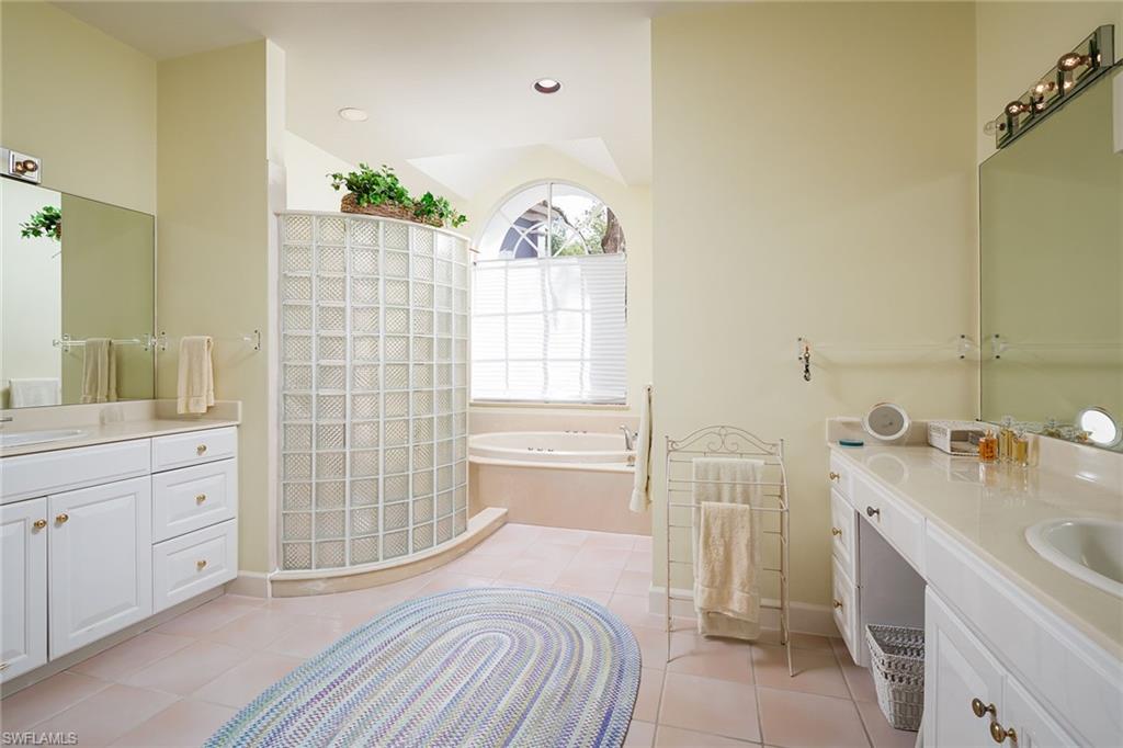 BARRINGTON AT PELICAN BAY - Residential