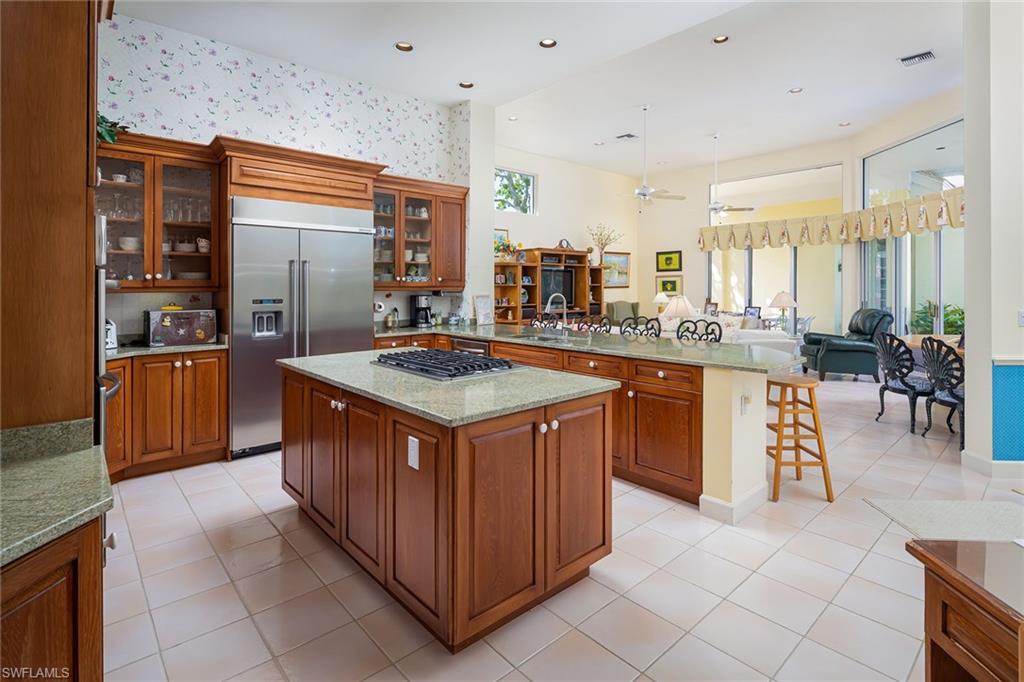 BARRINGTON AT PELICAN BAY - Residential