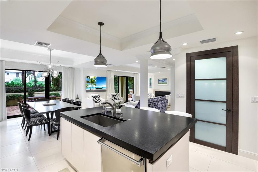 VILLAS ESCALANTE - Residential Lease