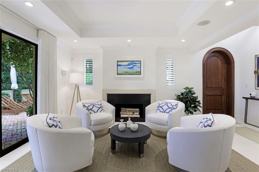 VILLAS ESCALANTE - Residential Lease