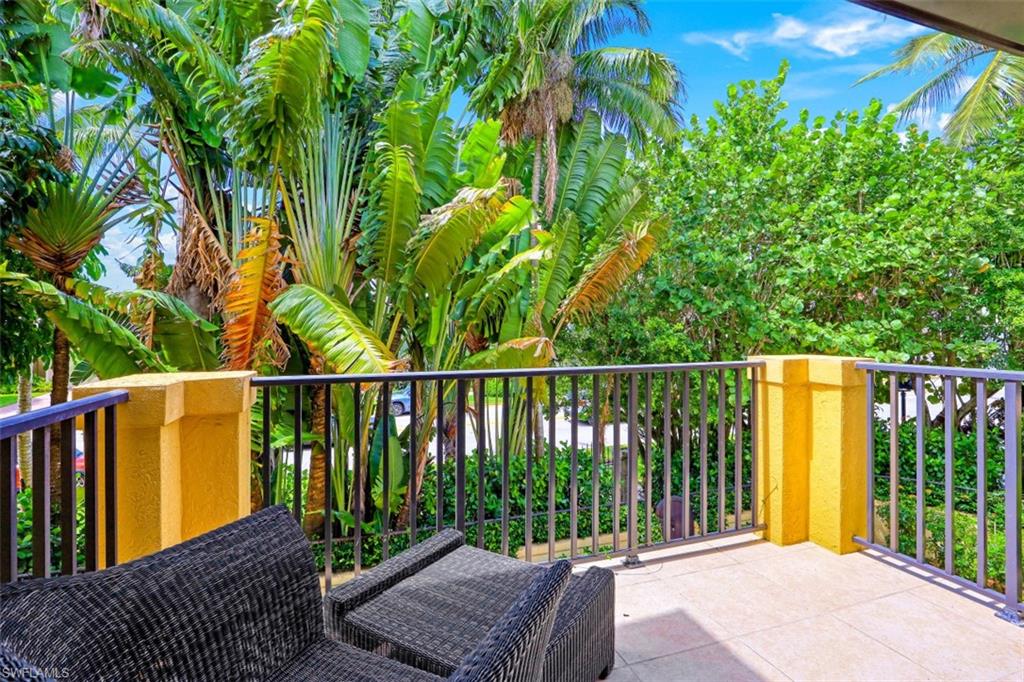 VILLAS ESCALANTE - Residential Lease