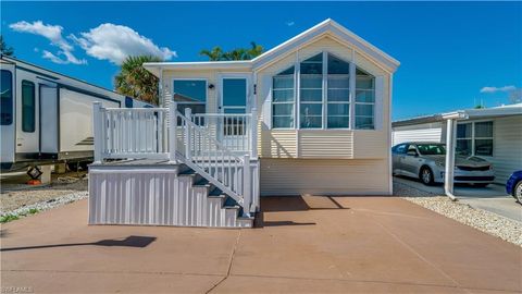 Manufactured Home in FORT MYERS FL 17010 Puppy Dog DR.jpg