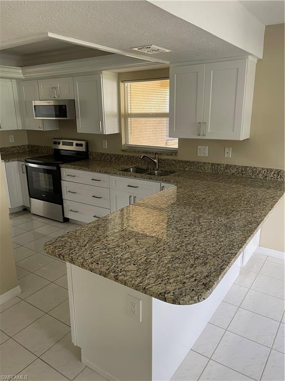 HORIZON BAY CONDO - Residential Lease