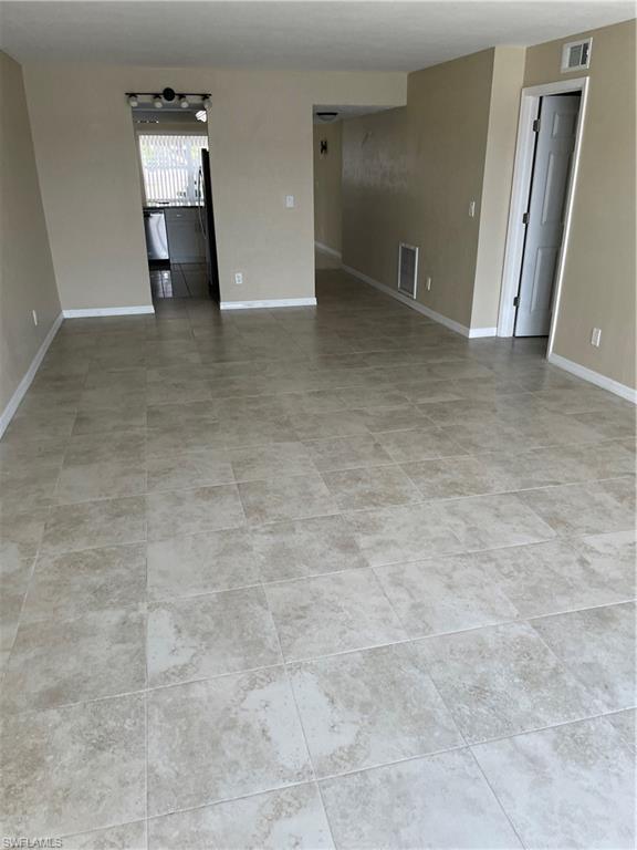 HORIZON BAY CONDO - Residential Lease