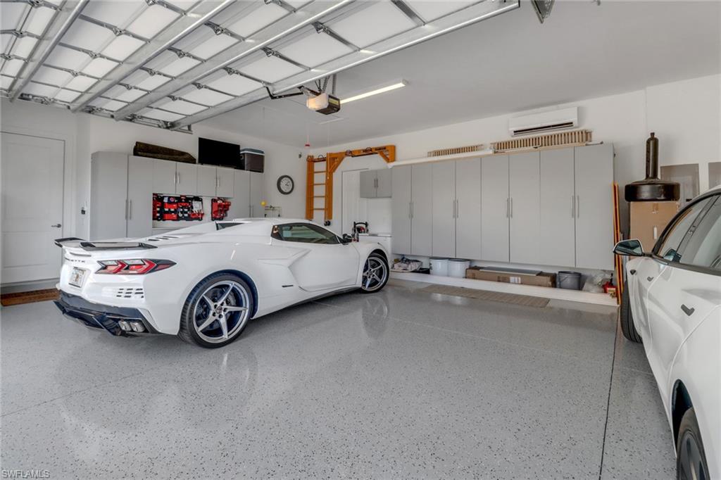 CRANE POINT - Residential