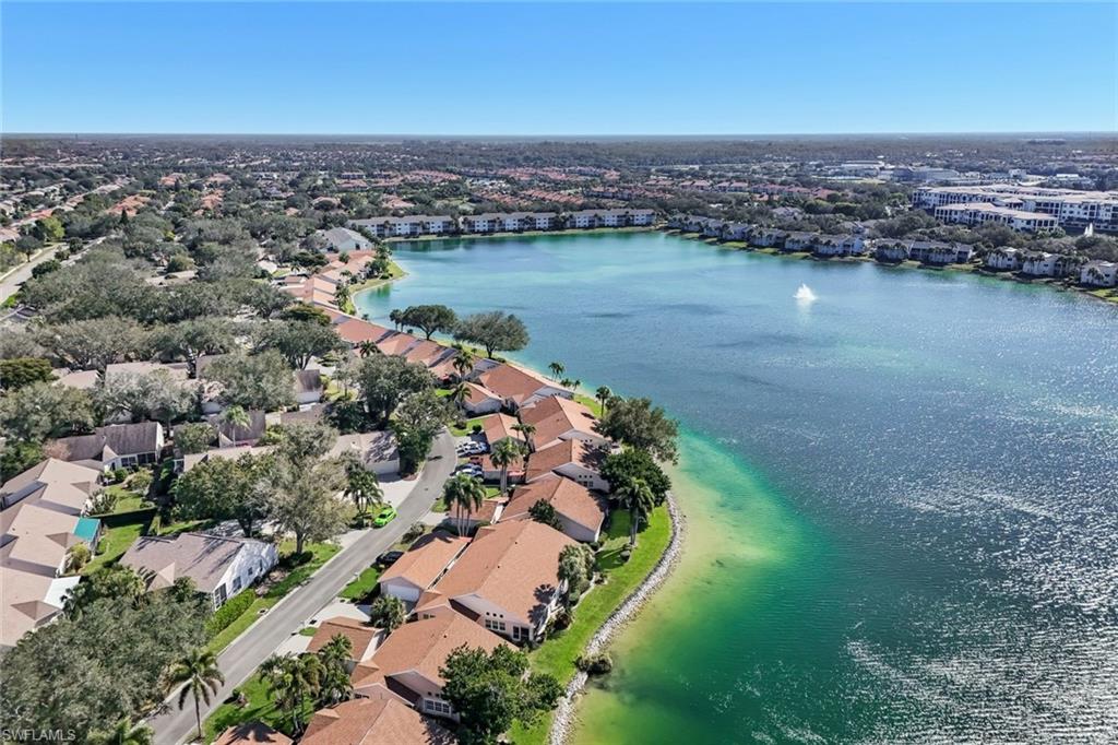 LAKESIDE GARDENS - Residential