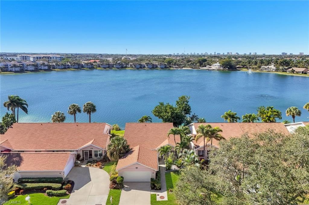 LAKESIDE GARDENS - Residential