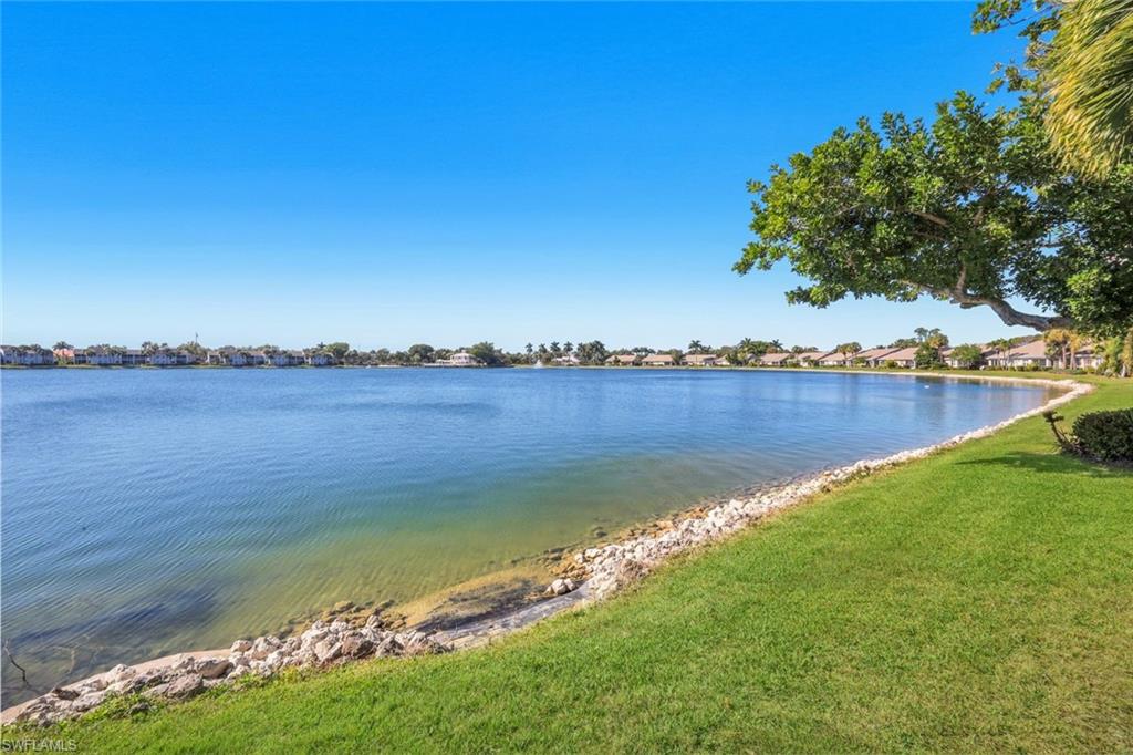 LAKESIDE GARDENS - Residential