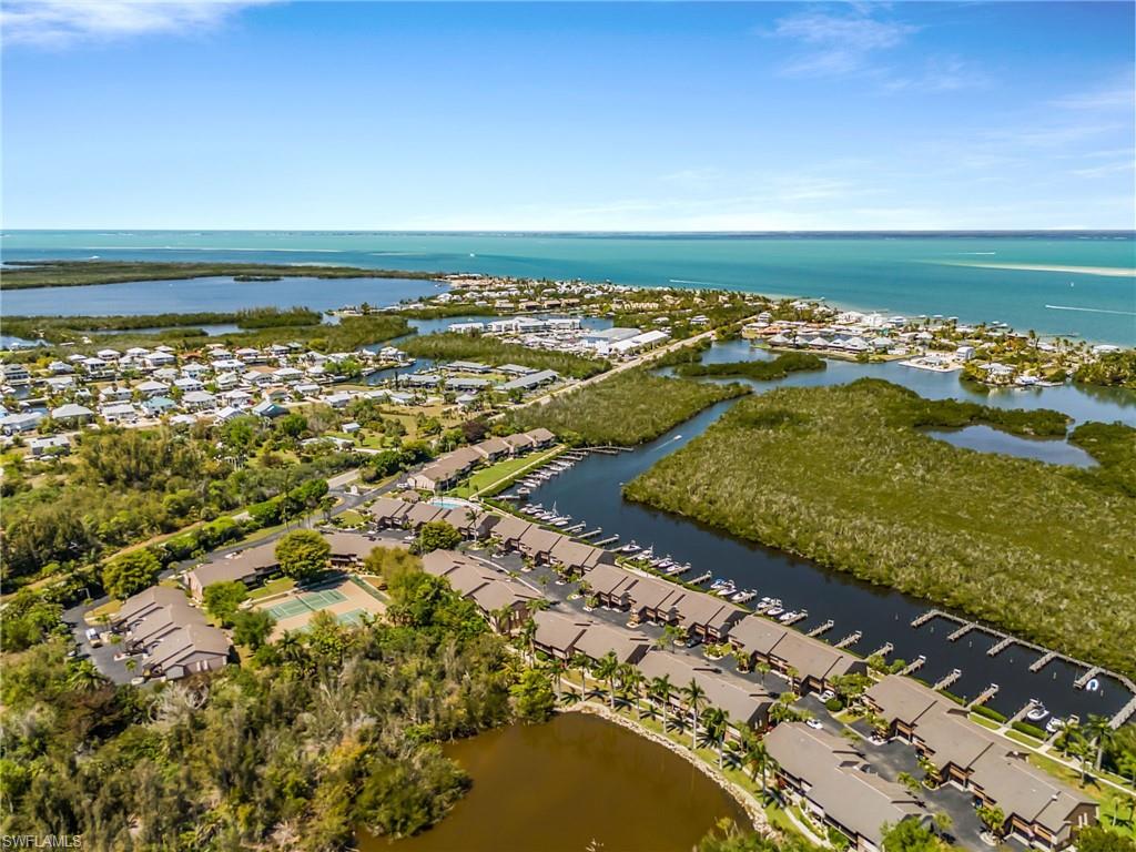 CAPTAINS HARBOR CONDO - Residential