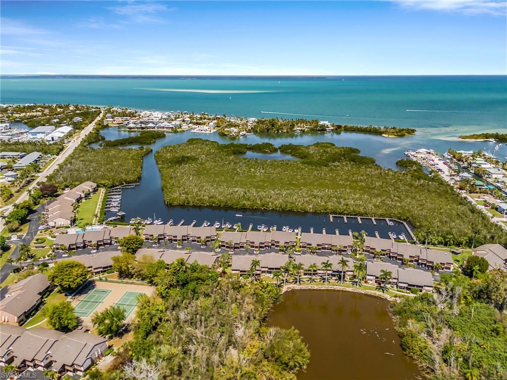 CAPTAINS HARBOR CONDO - Residential