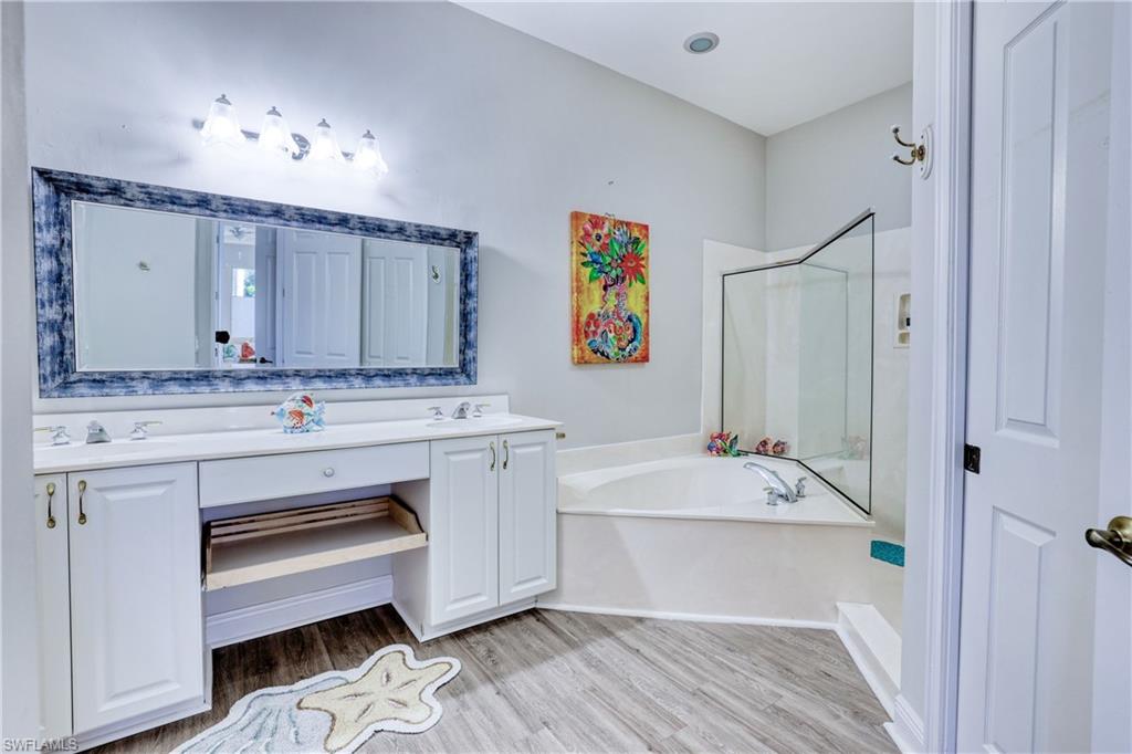 HARBOUR ISLE YACHT AND RACQUET CLUB CONDO - Residential