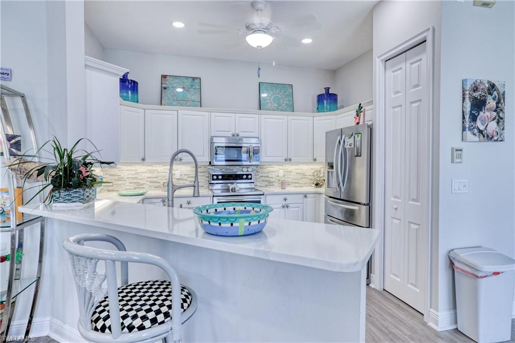 HARBOUR ISLE YACHT AND RACQUET CLUB CONDO - Residential