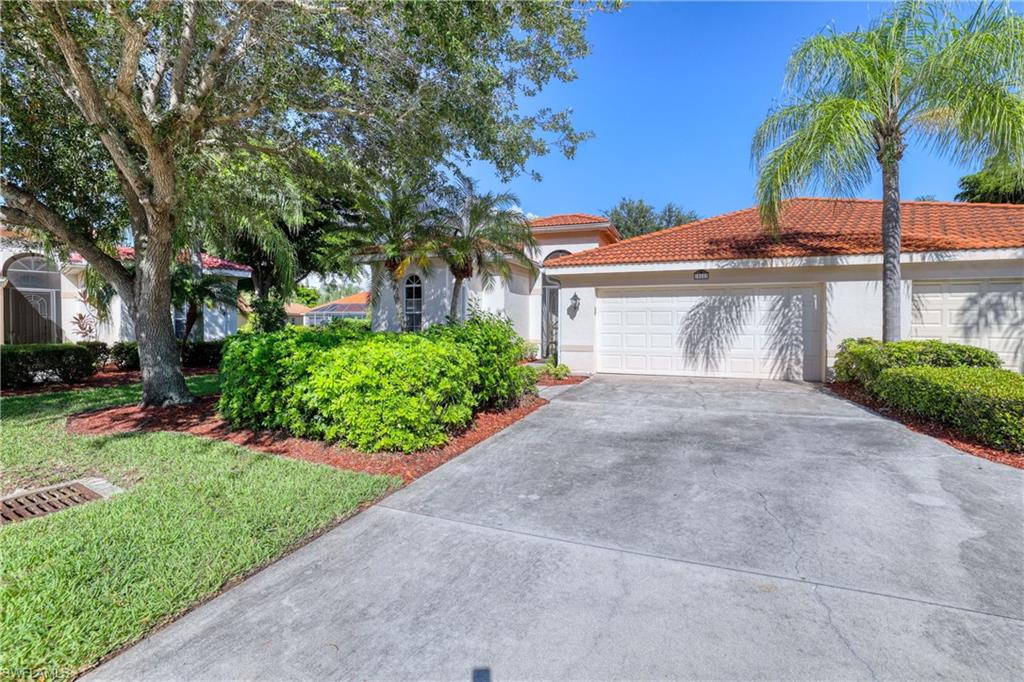 HARBOUR ISLE YACHT AND RACQUET CLUB CONDO - Residential