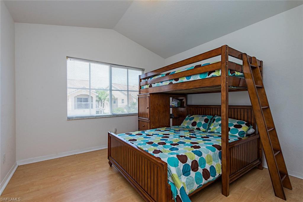 CARRIAGE HOMES AT WOODS EDGE - Residential