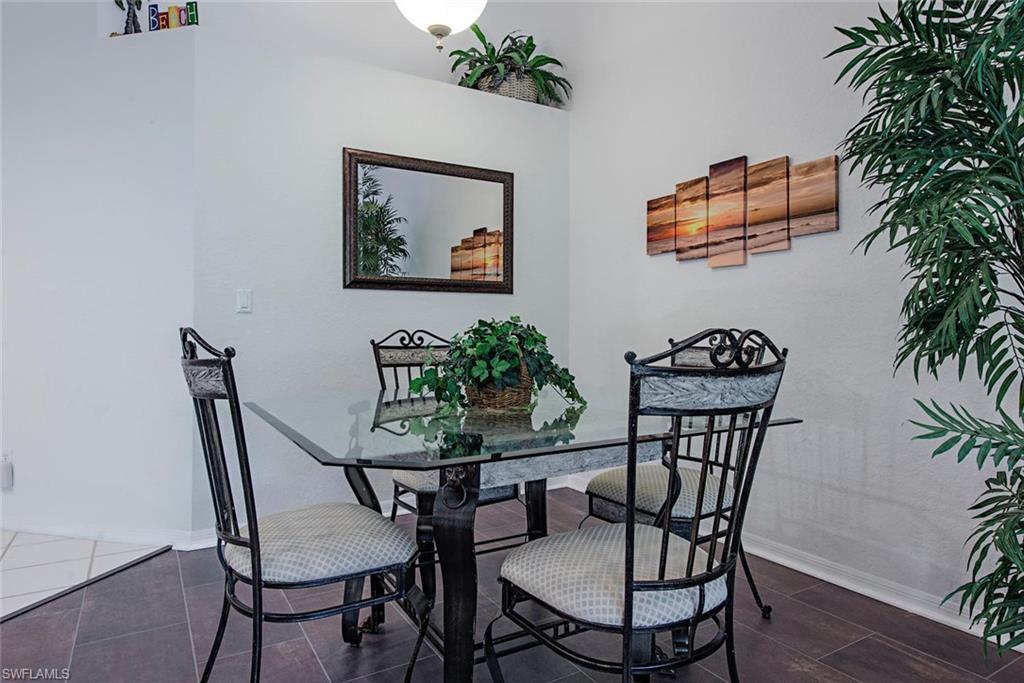 CARRIAGE HOMES AT WOODS EDGE - Residential