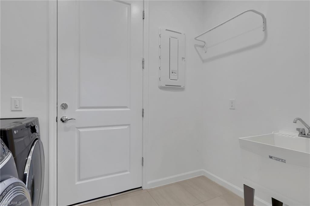 VERDANA VILLAGE - Residential