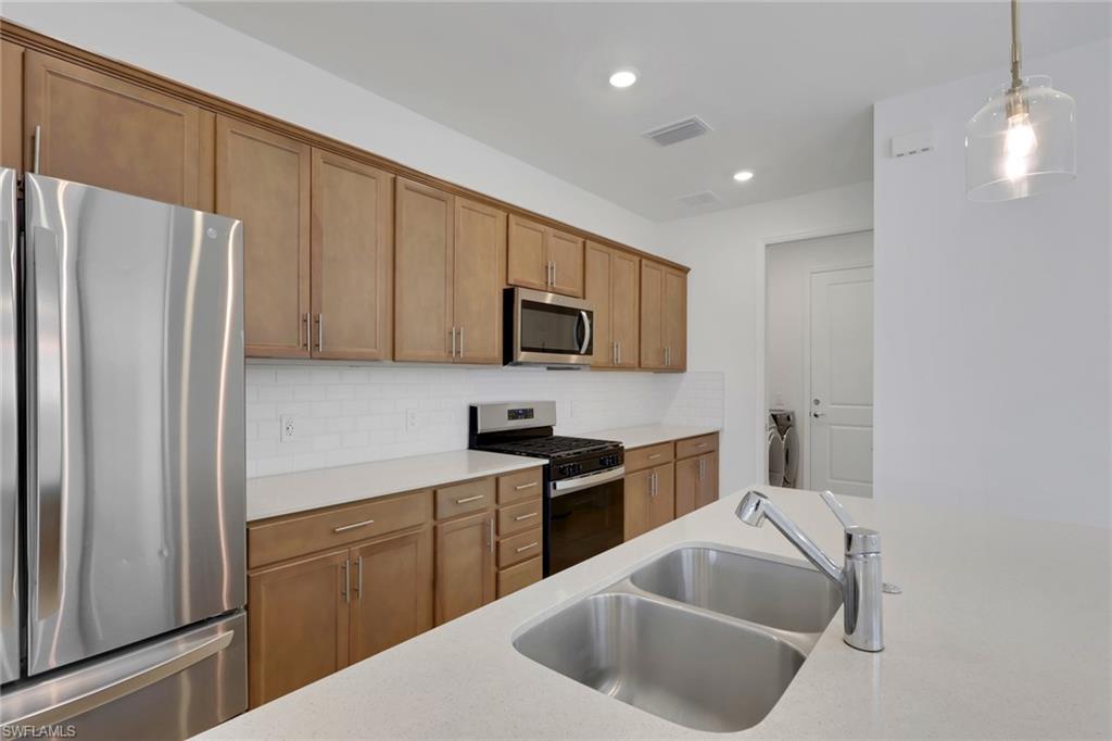 VERDANA VILLAGE - Residential