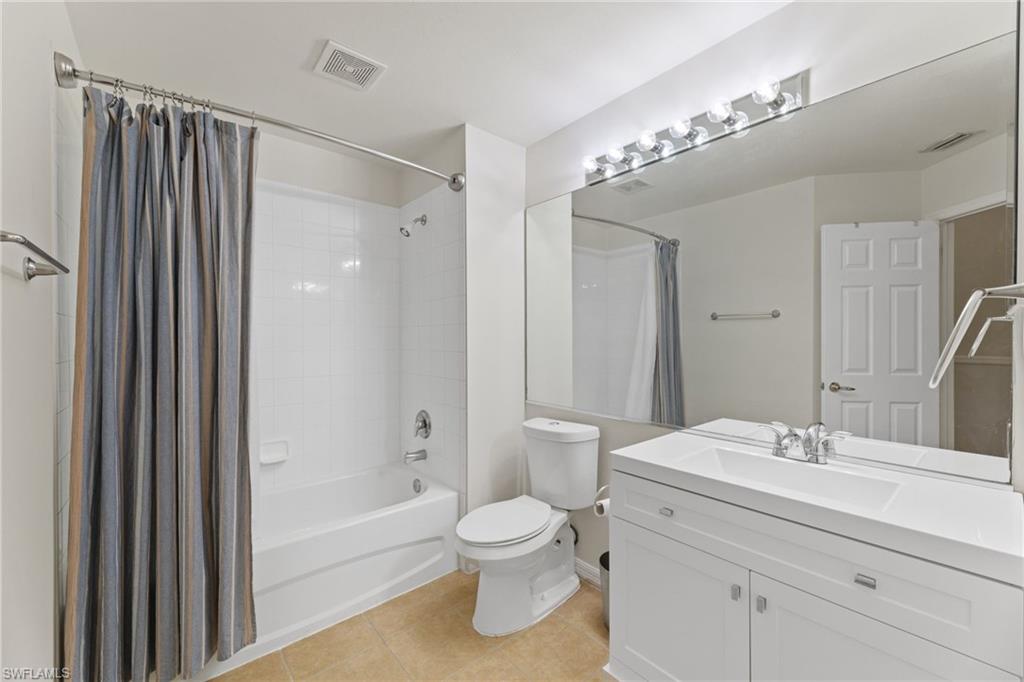 LAKEWOOD VILLAGE - Residential