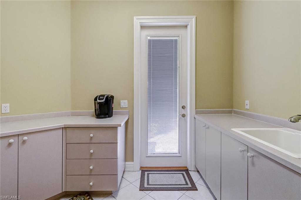 QUAIL WEST - Residential